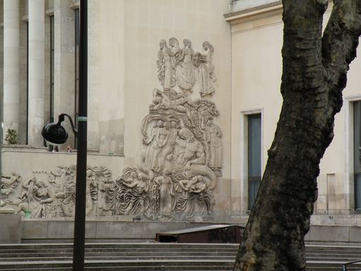  bas-relief, palais de Tokyo